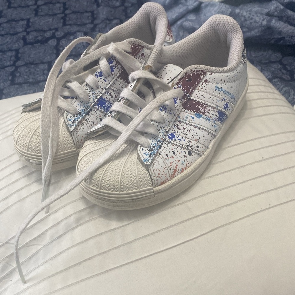 Adidas Little Boy shoes size 11